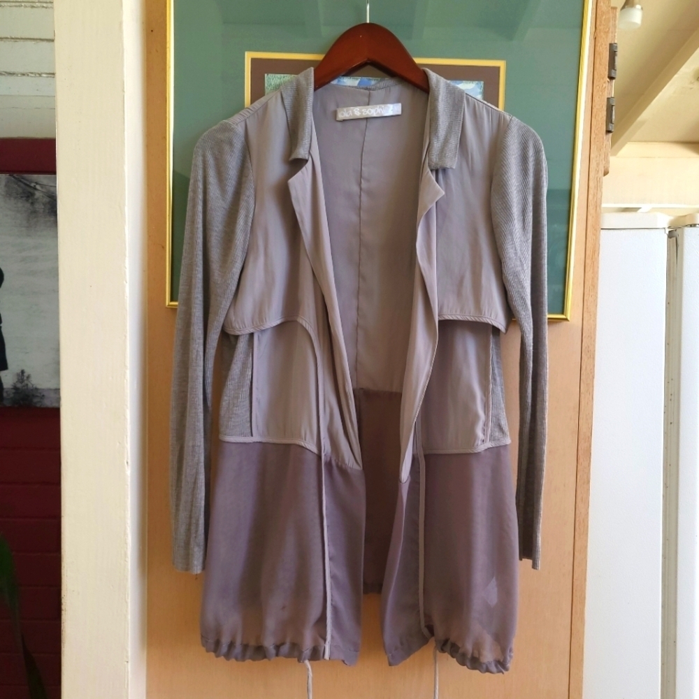 Lola & Sophie Gray Blazer with Relaxed Silhouette